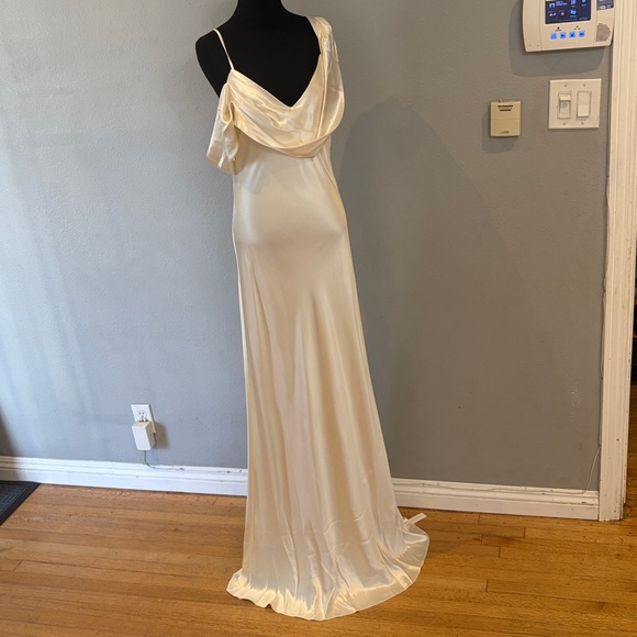 Reformation Ronda Silk Cowl Neck Wedding Maxi Dress Ivory White Size 10 NWT - Picture 4 of 17